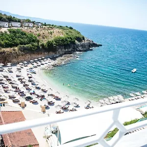 heaven-beach.albaniahotels.org/